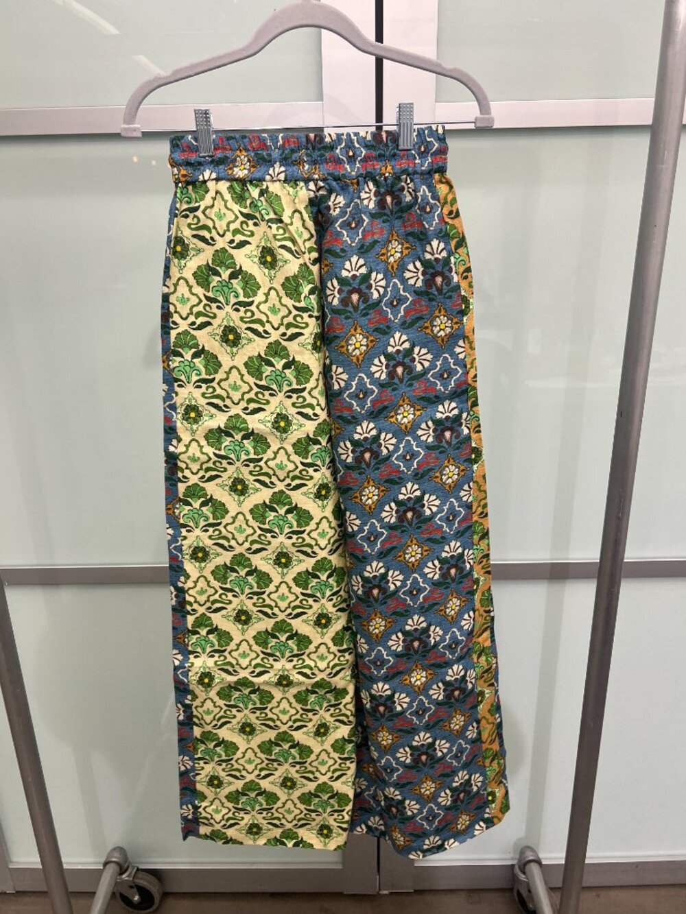 ALEMAIS Ali Spliced Floral Print Linen Pants NWT - Picture 4 of 7
